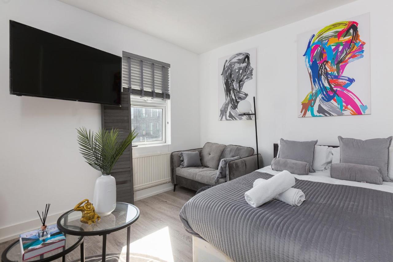 Studio Apt, 8 Min Walk From Tube 3 لندن المظهر الخارجي الصورة